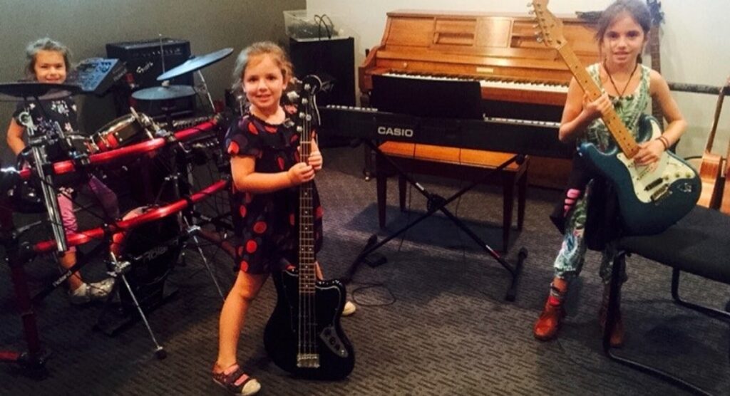 Early Childhood Girl Band MIC