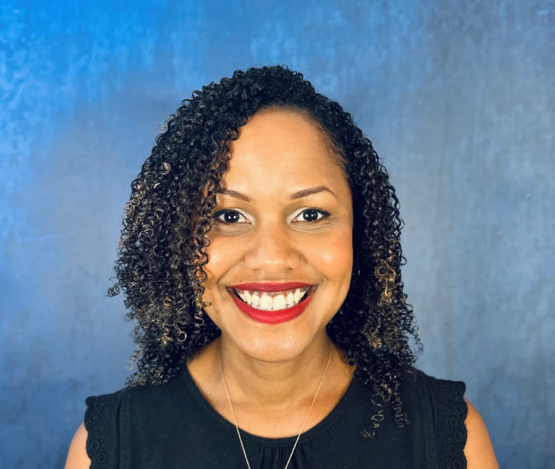 Krystle Robinson Headshot